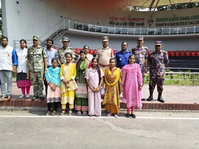 ভারতে পাচার ৬ বাংলাদেশি নারীকে ট্রাভেল পারমিটে ফেরত